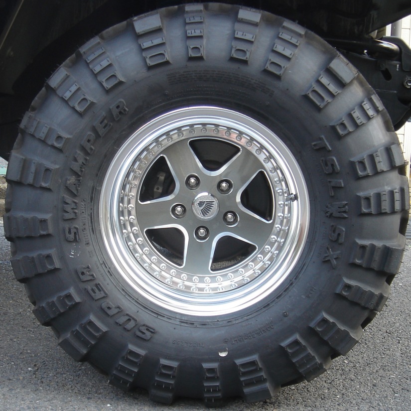Swamper tire